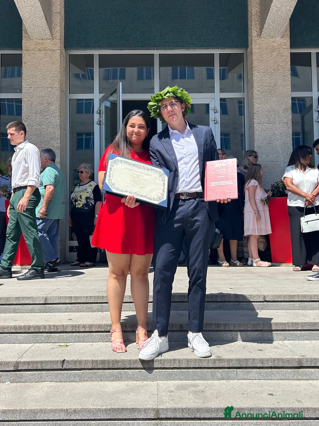 Immagine della galleria {{count}}