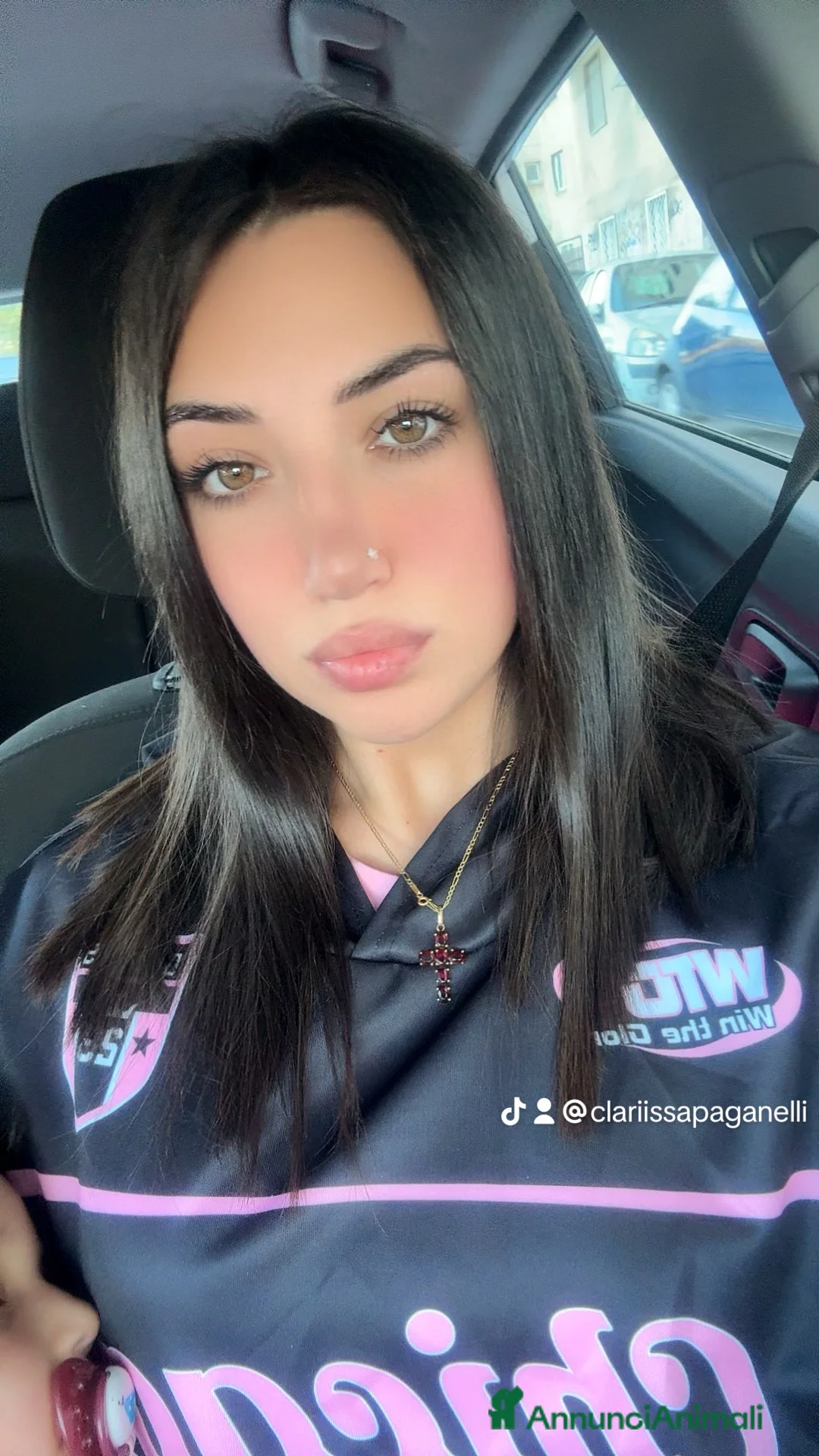 Immagine della galleria {{count}}