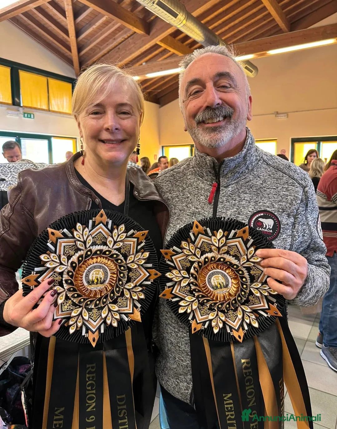 Immagine della galleria {{count}}