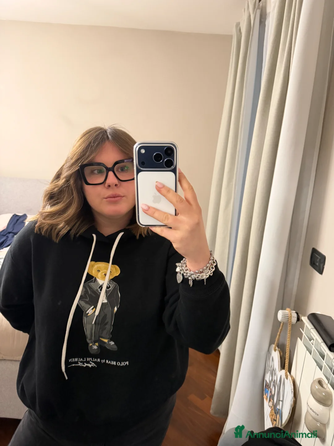 Immagine della galleria {{count}}