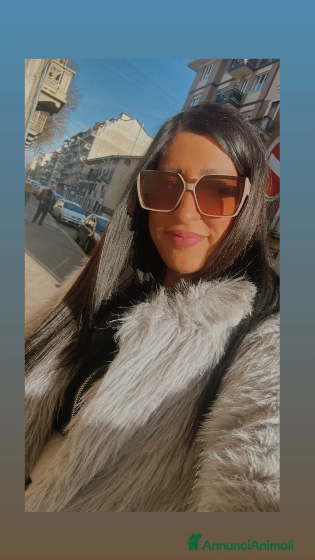 Immagine della galleria {{count}}