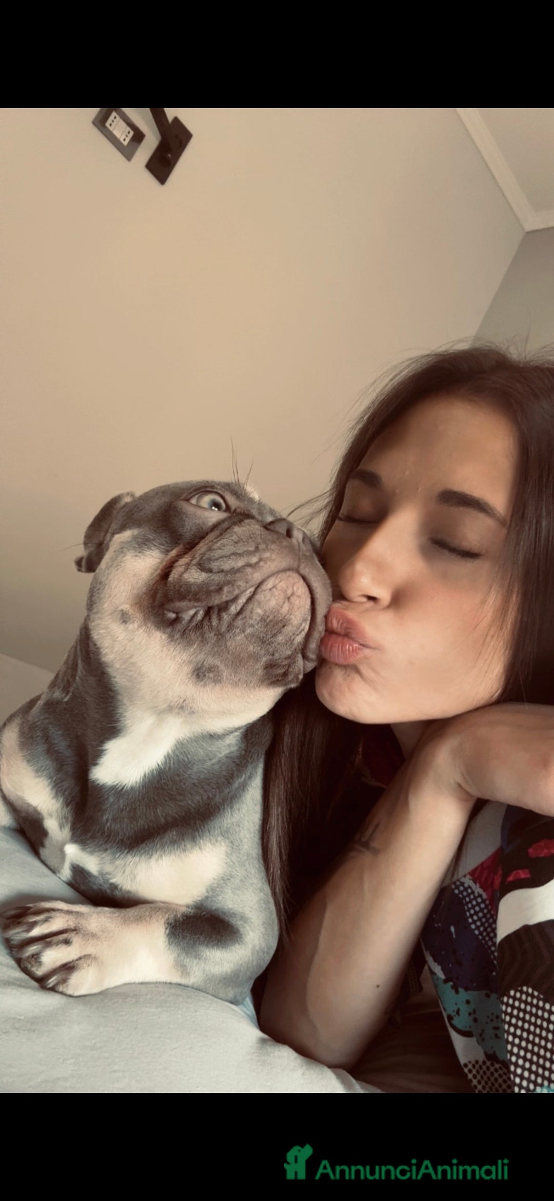 Immagine della galleria {{count}}