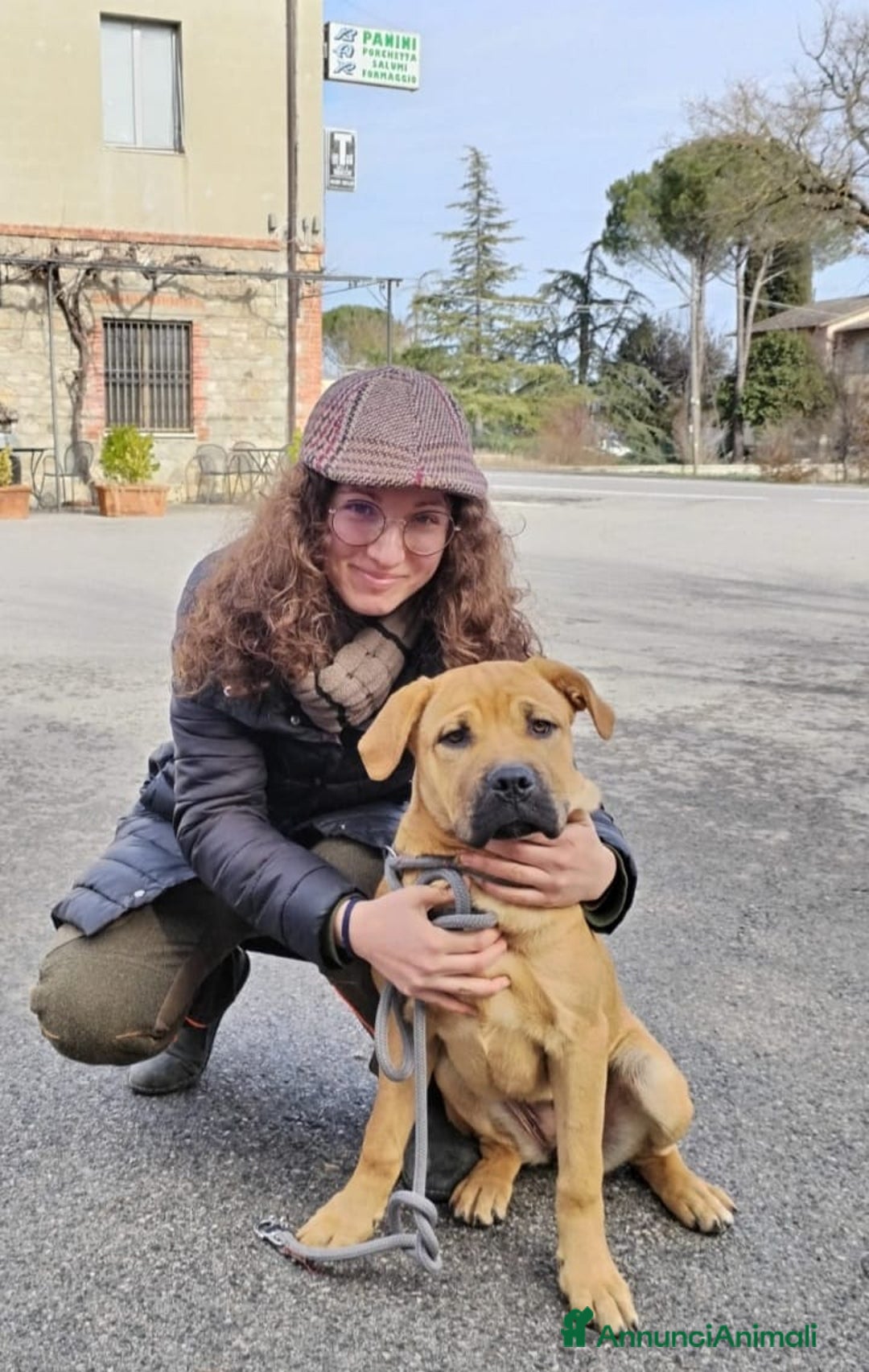 Immagine della galleria {{count}}