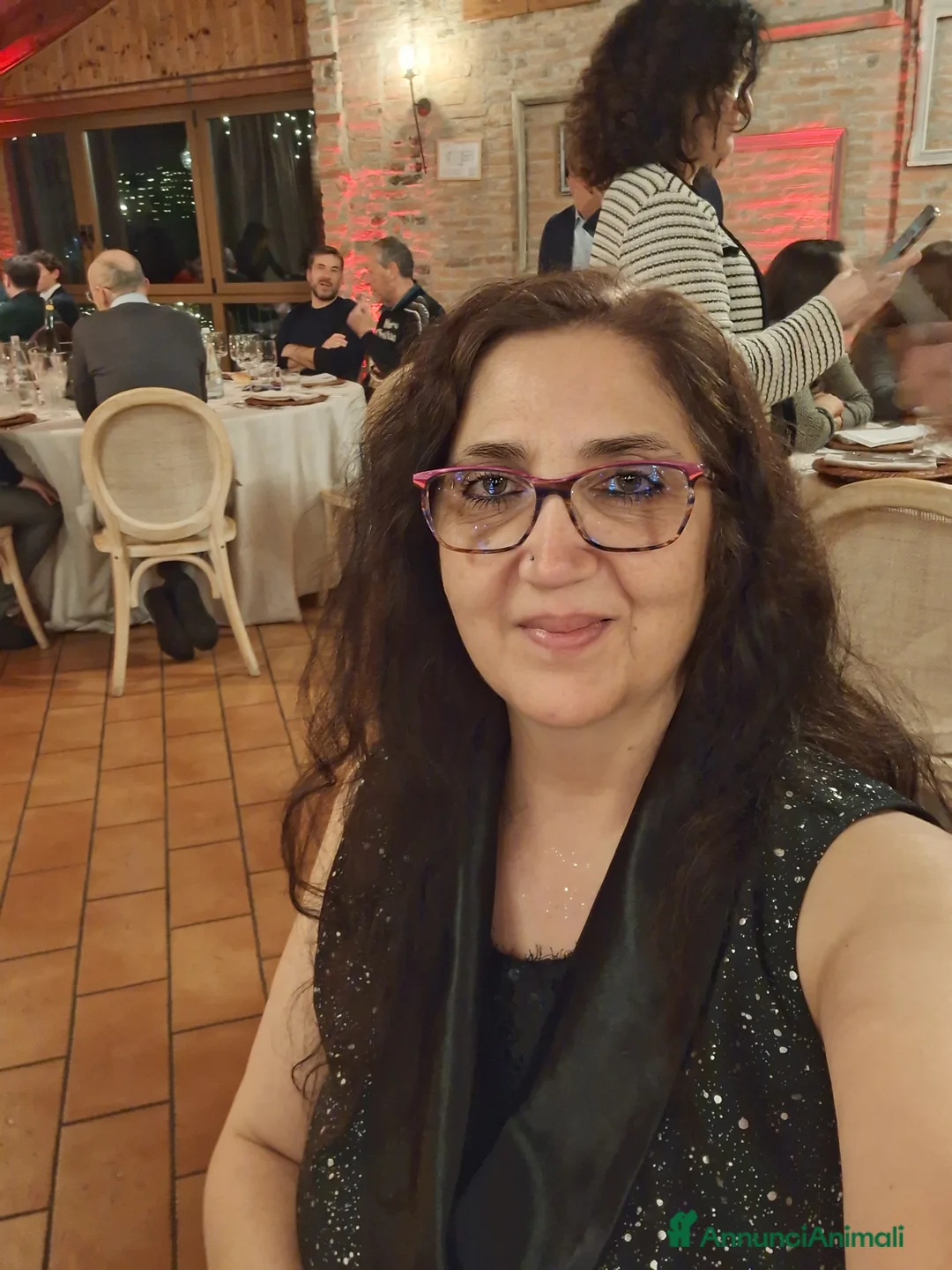 Immagine della galleria {{count}}