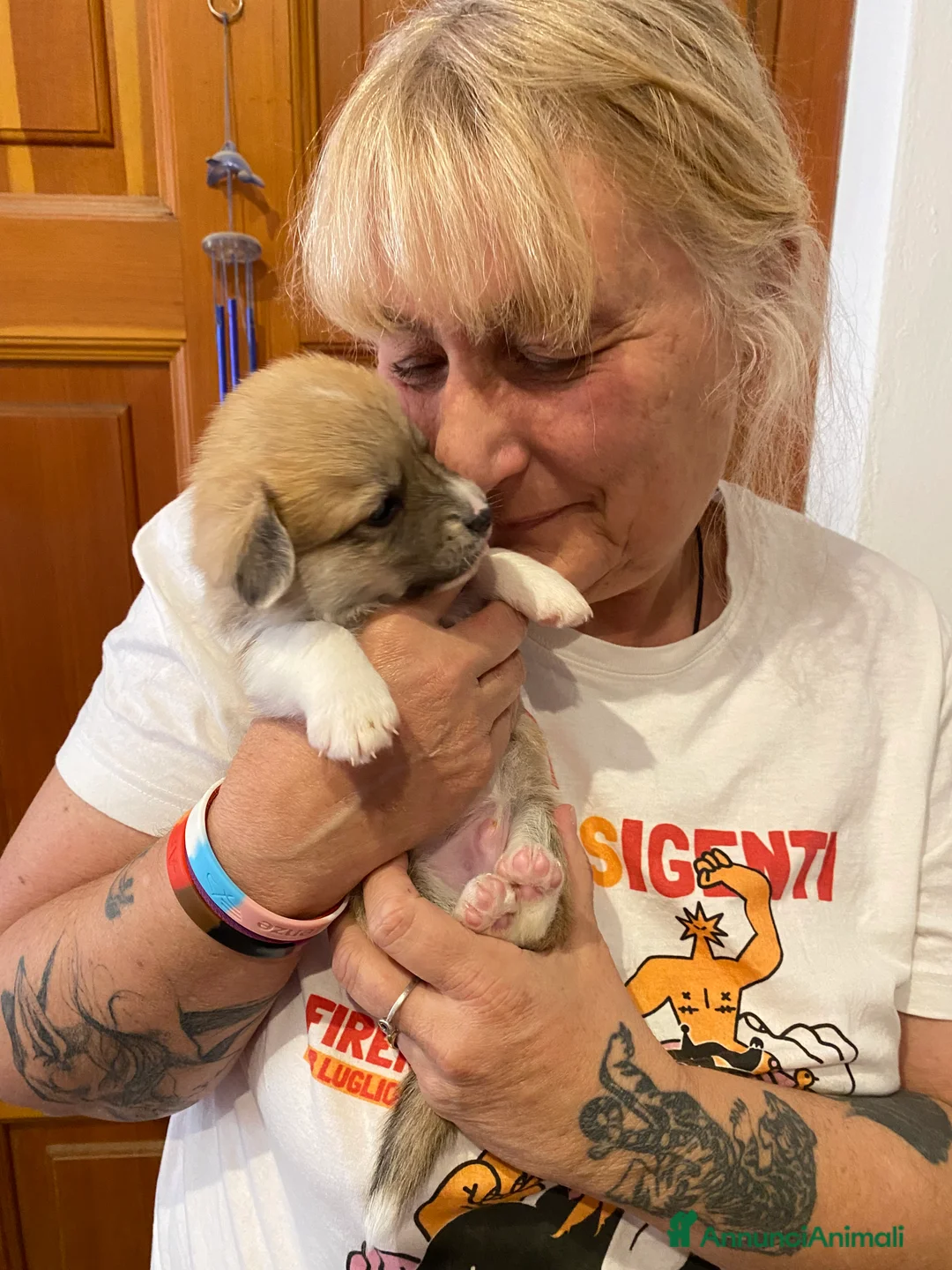 Immagine della galleria {{count}}