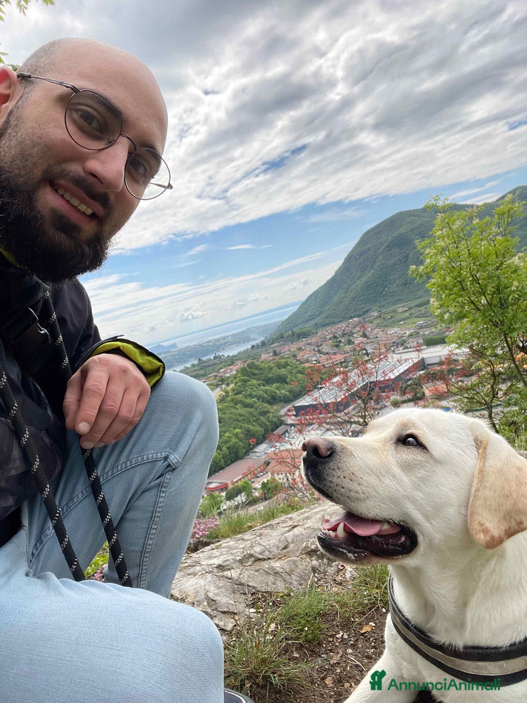 Immagine della galleria {{count}}