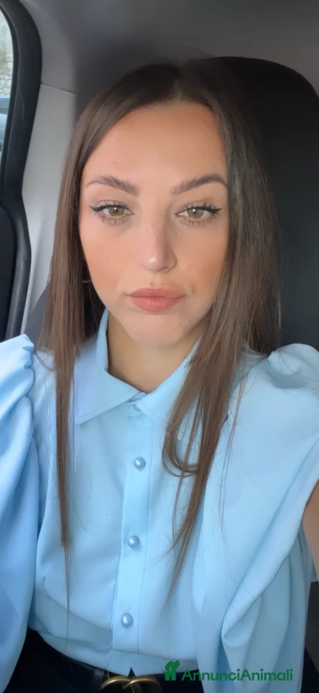 Immagine della galleria {{count}}